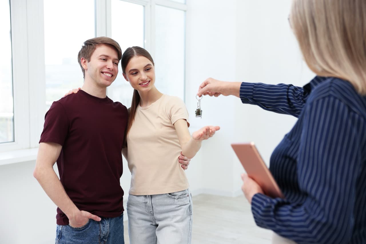 Top Reasons Millennials & Gen Z Are Buying Property in the UAE